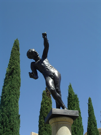Photo of Rodin statue
