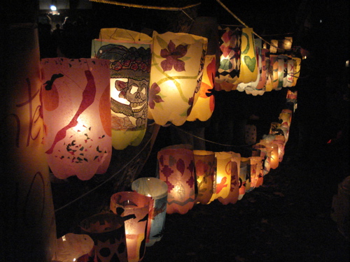 Image of lanterns hanging in a row